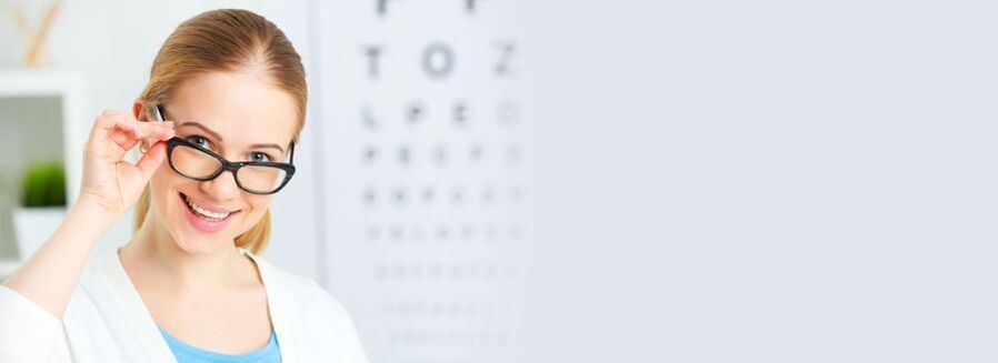 The girl was able to improve her eyesight with the help of traditional medicine