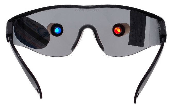 Training glasses with LED emitter to improve vision